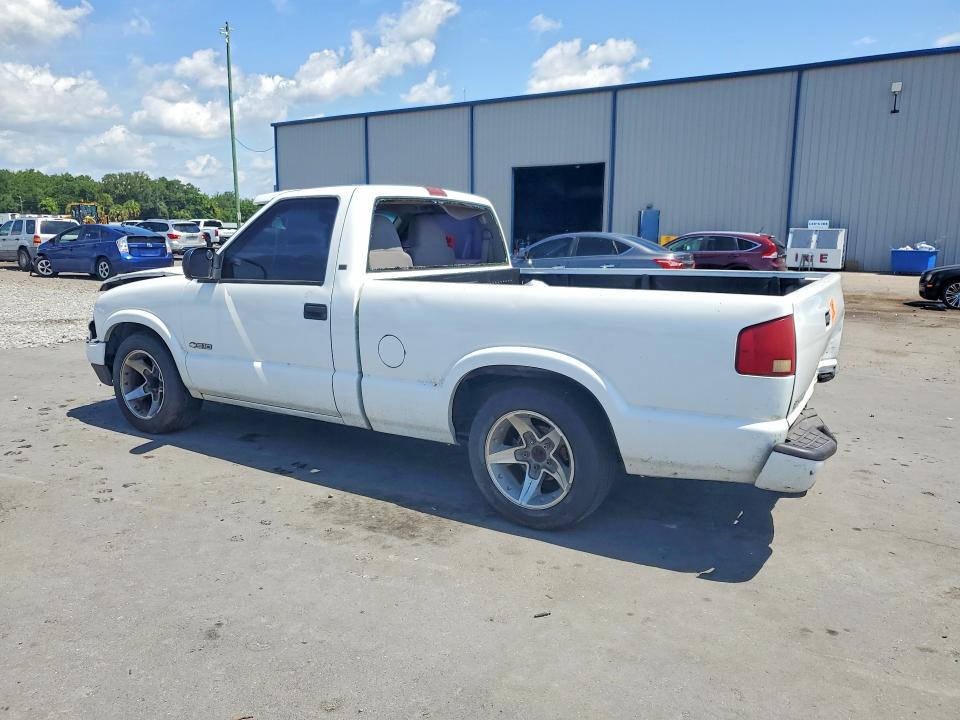 2003 Chevrolet S-10 pickup VIN 1GCCS14X438115176 COPART salvage auction — FRONT END, Fl - Cert Of Title Slvg Rebuildable, sold $325 on 2026-07-06 (photo 2)