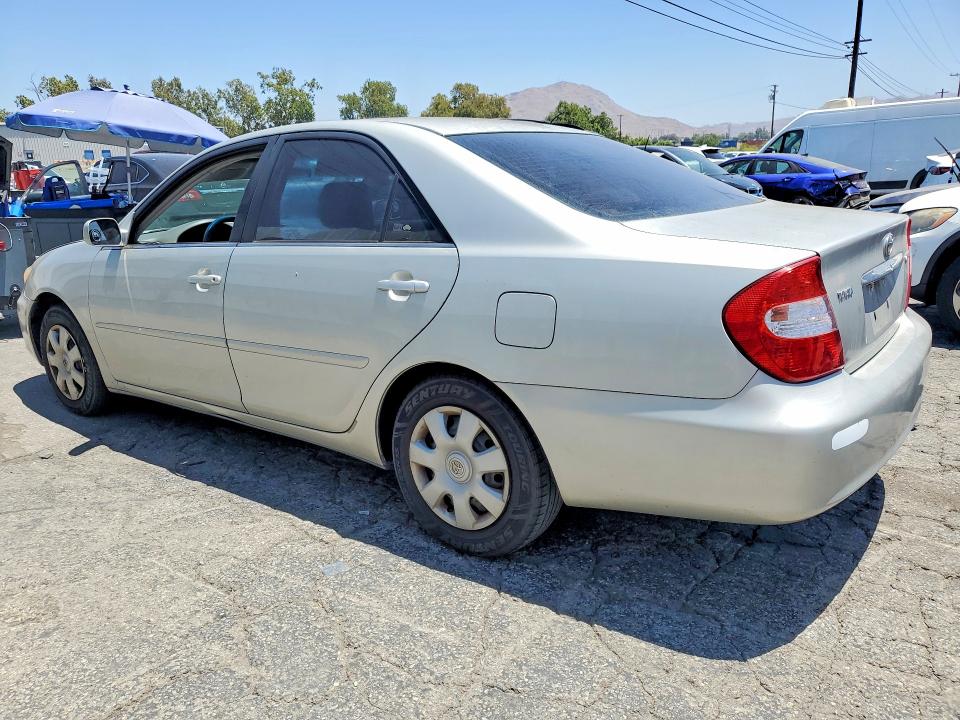 2003 Toyota Camry VIN 4T1BE32K03U755992 COPART salvage auction — NORMAL WEAR, Ca - Dis/Dlr/Exp Only Clean Title, sold $700 on 2026-08-21 (photo 2)
