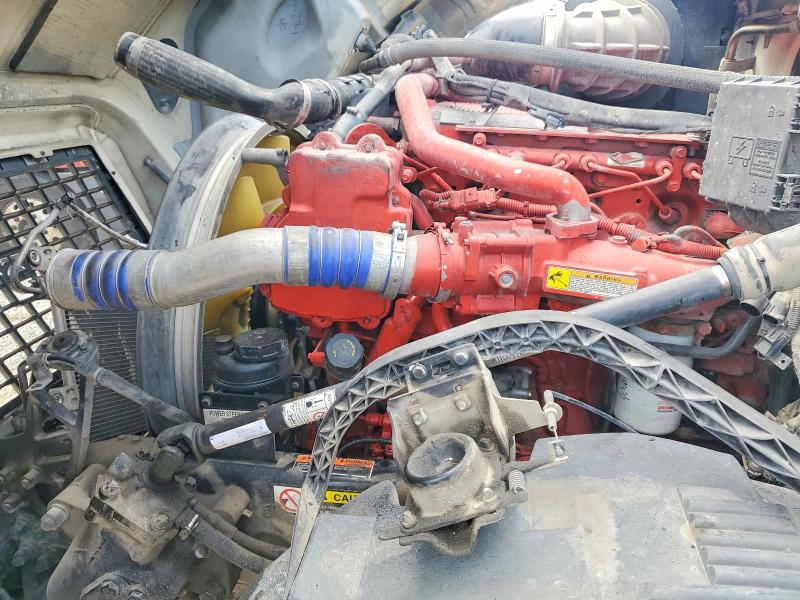 2017 Volvo VIN 4V4N39TG9HN988022 COPART salvage auction — MECHANICAL, In - Certificate Of Title, sold $5,000 on 2026-08-25 (photo 7)