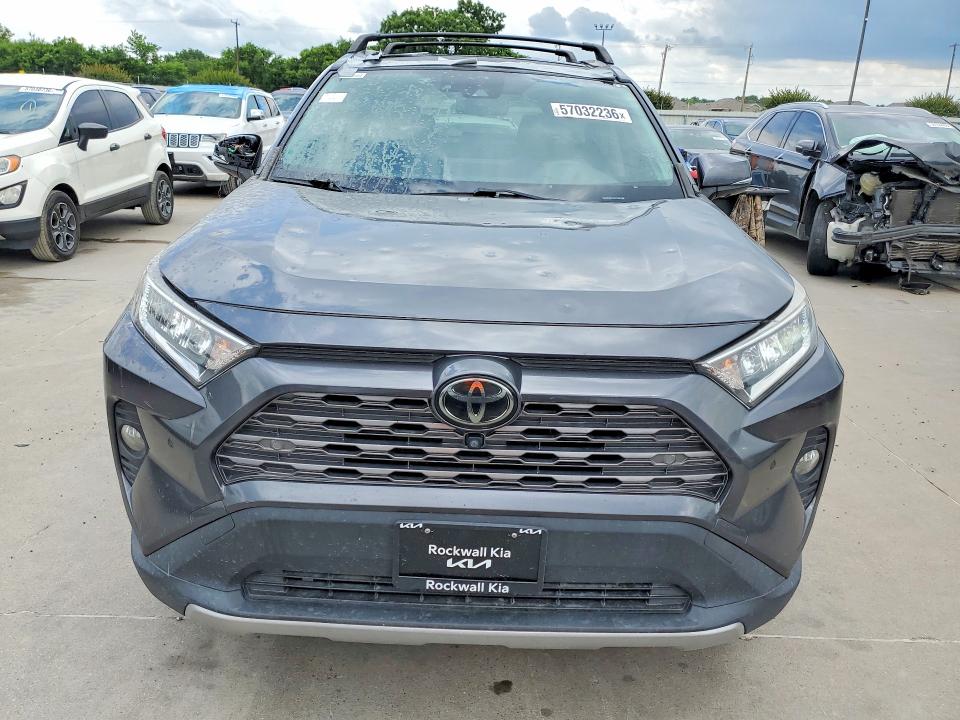 2019 Toyota Rav 4 VIN JTMY1RFV1KD515852 COPART salvage auction — WATER/FLOOD, Tx - Salvage Title-Flood Damage, sold $300 on 2026-07-30 (photo 5)