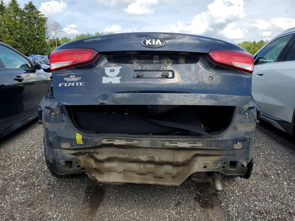 2018 Kia Forte VIN 3KPFK4A73JE221267 COPART salvage auction — REAR END, On - Permit Salvage, sold $625 on 2026-07-09 (photo 6)