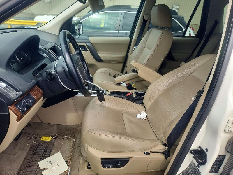 2010 Land rover Lr2 VIN SALFR2BN4AH209628 COPART salvage auction — REAR END, RI - SALVAGE CERTIFICATE OF TITLE, sold $450 on 2026-07-16 (photo 7)