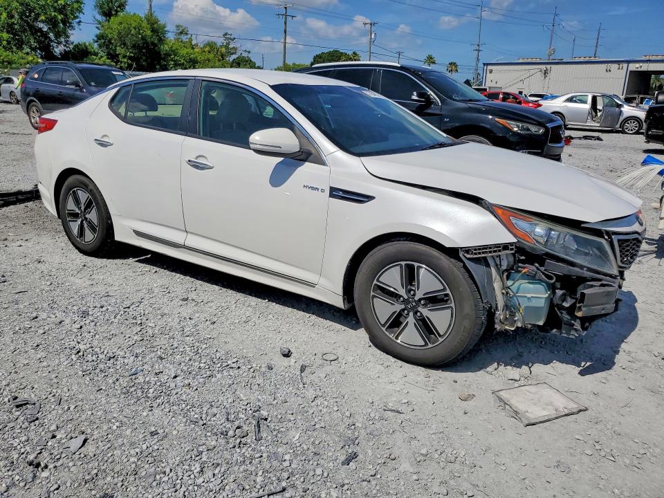 2013 Kia Optima VIN KNAGM4AD5D5060597 COPART salvage auction — FRONT END, Fl - Certificate Of Destruction, sold $600 on 2026-07-10 (photo 4)