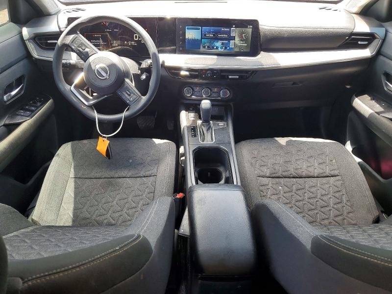 2025 Nissan Kicks VIN 3N8AP6CA7SL373120 COPART salvage auction — MINOR DENT/SCRATCHES, TX - CERTIFICATE OF TITLE (P), sold $9,500 on 2026-07-27 (photo 8)