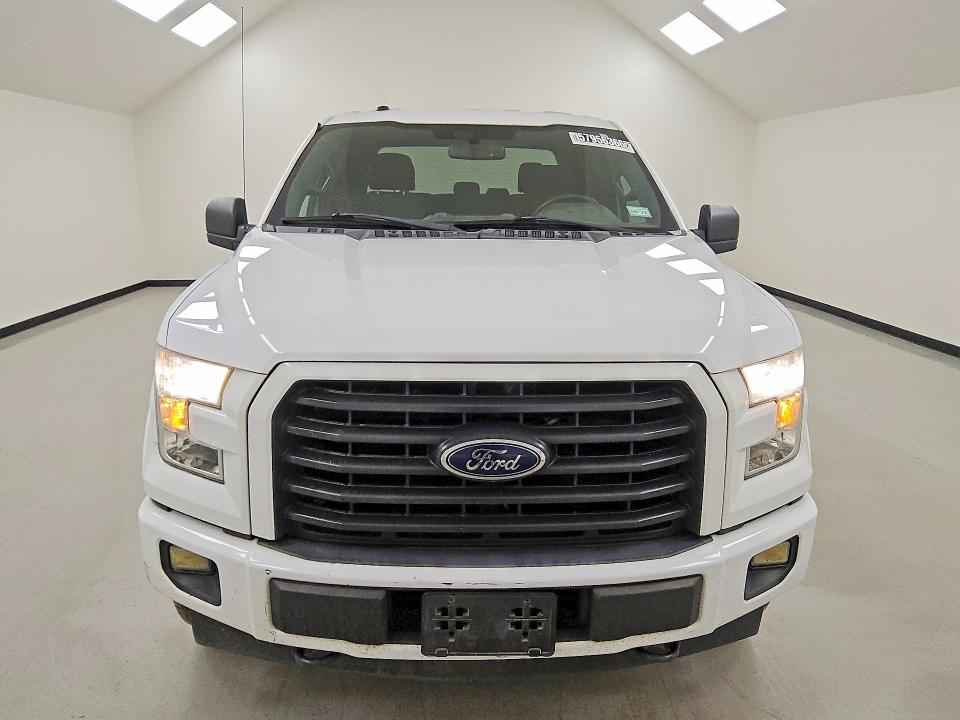 2017 Ford F-150 lightning VIN 1FTEW1EP8HKC80833 COPART salvage auction — MECHANICAL, Tx - Certificate Of Title, sold $7,100 on 2026-07-21 (photo 5)