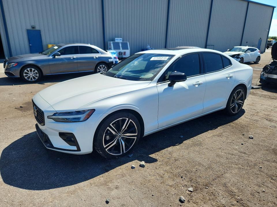 2021 Volvo VIN 7JR102FM8MG094573 COPART salvage auction — SIDE, Fl - Certificate Of Destruction, sold $4,750 on 2026-07-20 (photo 1)