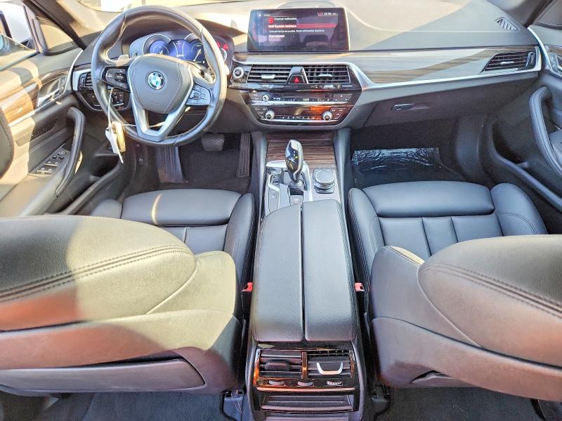 2018 BMW 5er VIN WBAJA9C57JB034260 COPART salvage auction — MINOR DENT/SCRATCHES, Ca - Dis/Dlr/Exp Only Clean Title, sold $5,000 on 2026-08-03 (photo 8)