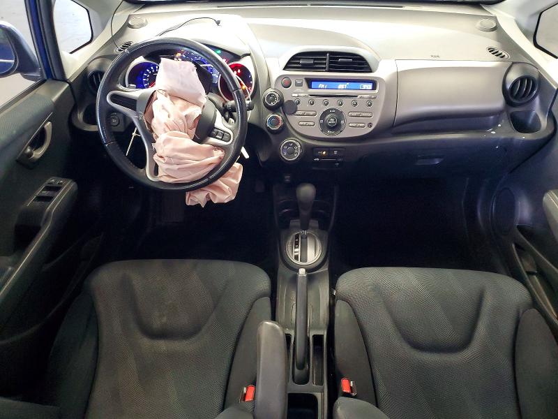 2011 Honda Fit VIN JHMGE8H55BC015303 COPART salvage auction — FRONT END, WA - BILL OF SALE, sold $875 on 2026-10-02 (photo 8)