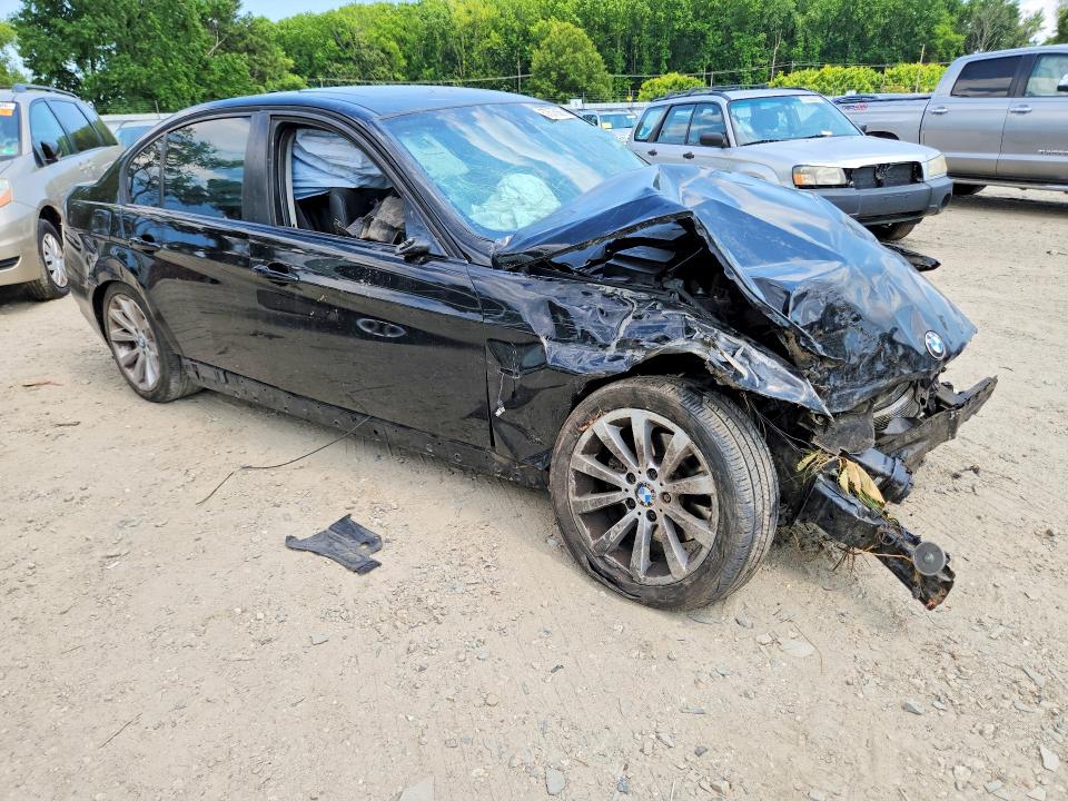 2011 BMW 3 series VIN WBAPH7G51BNN03525 COPART salvage auction — FRONT END, Fl - Cert Of Title Slvg Rebuildable, sold $225 on 2026-07-28 (photo 4)