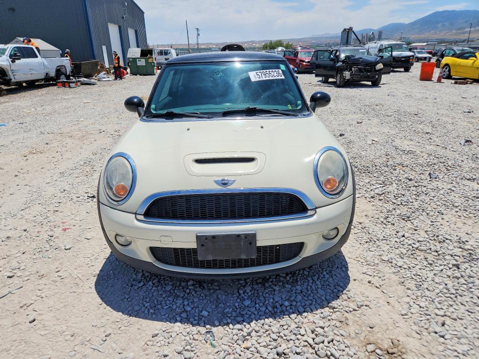 2010 Mini Cooper VIN WMWMF7C55ATZ71394 COPART salvage auction — REAR END, Ut - Salvage Certificate, sold $1,800 on 2026-07-24 (photo 5)