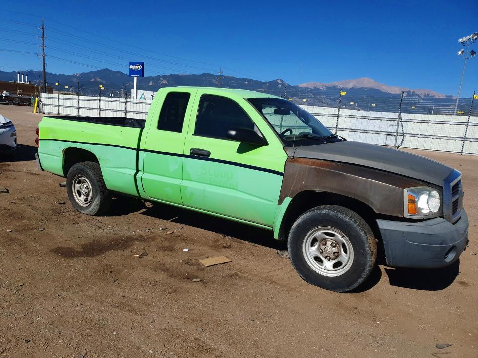 2006 Dodge Dakota VIN 1D7HW22K06S716900 COPART salvage auction — SIDE, Co - Dis/Dlr/Exp Only Clean Title, sold $325 on 2026-07-20 (photo 4)