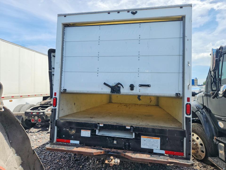 2021 Gmc Savana VIN 7GZ37TC73MN013288 COPART salvage auction — FRONT END, MO - SALVAGE CERTIFICATE OF TITLE, sold $2,900 on 2026-07-29 (photo 6)