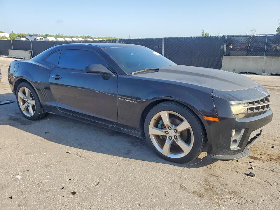 2013 Chevrolet Camaro VIN 2G1FA1E35D9144180 COPART salvage auction — UNDERCARRIAGE, Fl - Certificate Of Title, sold $2,300 on 2026-07-09 (photo 4)