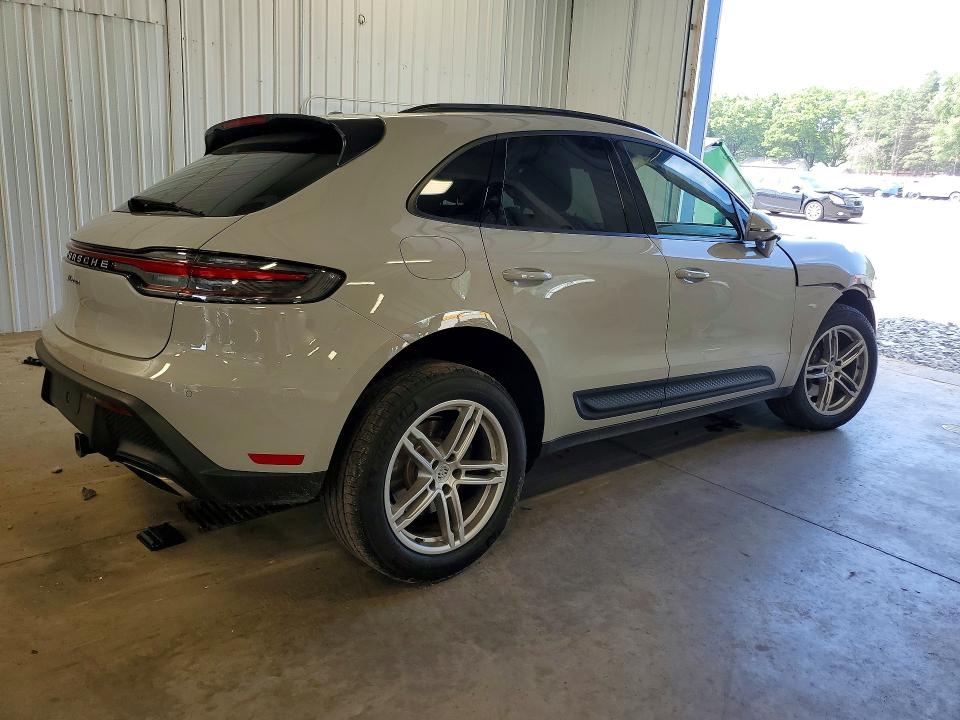 2025 Porsche Macan VIN WP1AA2A56SLB13748 COPART salvage auction — FRONT END, Mn - Cert Of Title-Salvage, sold $18,300 on 2026-08-18 (photo 3)