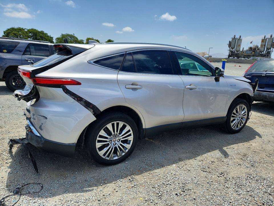 2021 Toyota Venza VIN JTEAAAAH3MJ049474 COPART salvage auction — REAR END, Ca - Salvage Certificate, sold $2,500 on 2026-07-21 (photo 3)