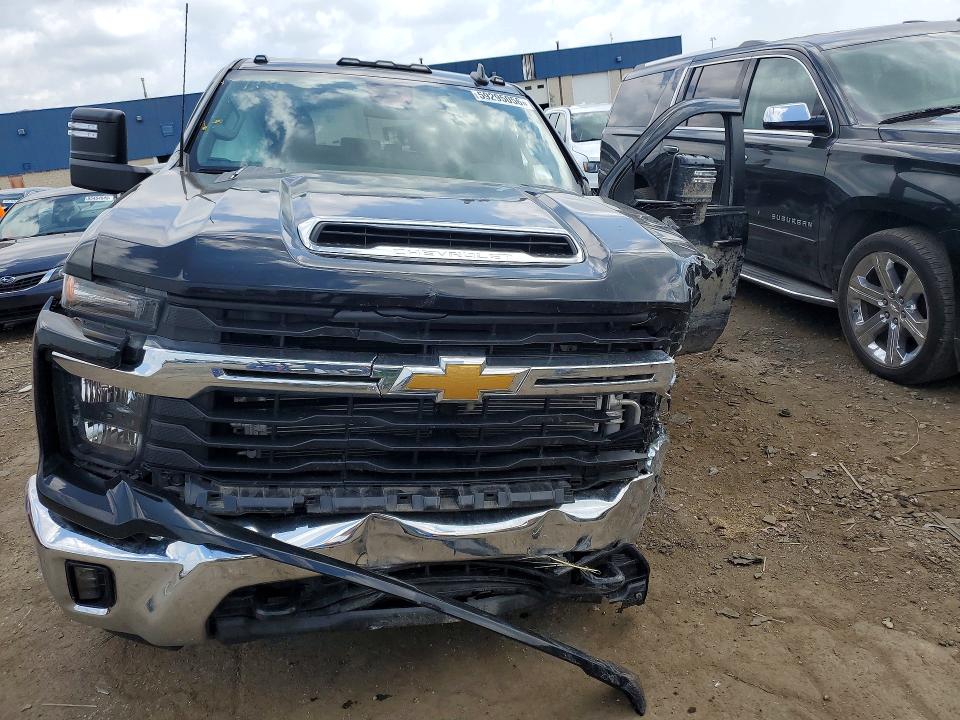 2024 Chevrolet Silverado VIN 1GC4YNEY7RF113380 COPART salvage auction — FRONT END, Mi - Cert Of Title-Salvage Vehicle, sold $13,600 on 2026-07-31 (photo 5)