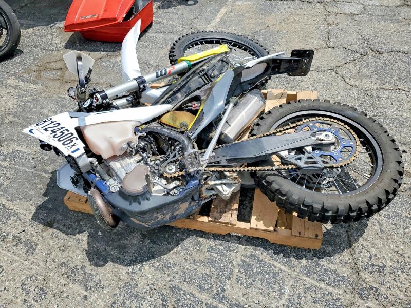 2020 Husqvarna Fe501 VIN VBKUAK405LM428145 COPART salvage auction — ALL OVER, Ca - Salvage Certificate, sold $1,400 on 2026-07-02 (photo 1)