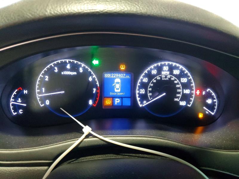 2012 Hyundai Genesis VIN KMHGC4DD0CU200864 COPART salvage auction — FRONT END, Tx - Salvage Vehicle Title, sold $225 on 2026-07-14 (photo 9)