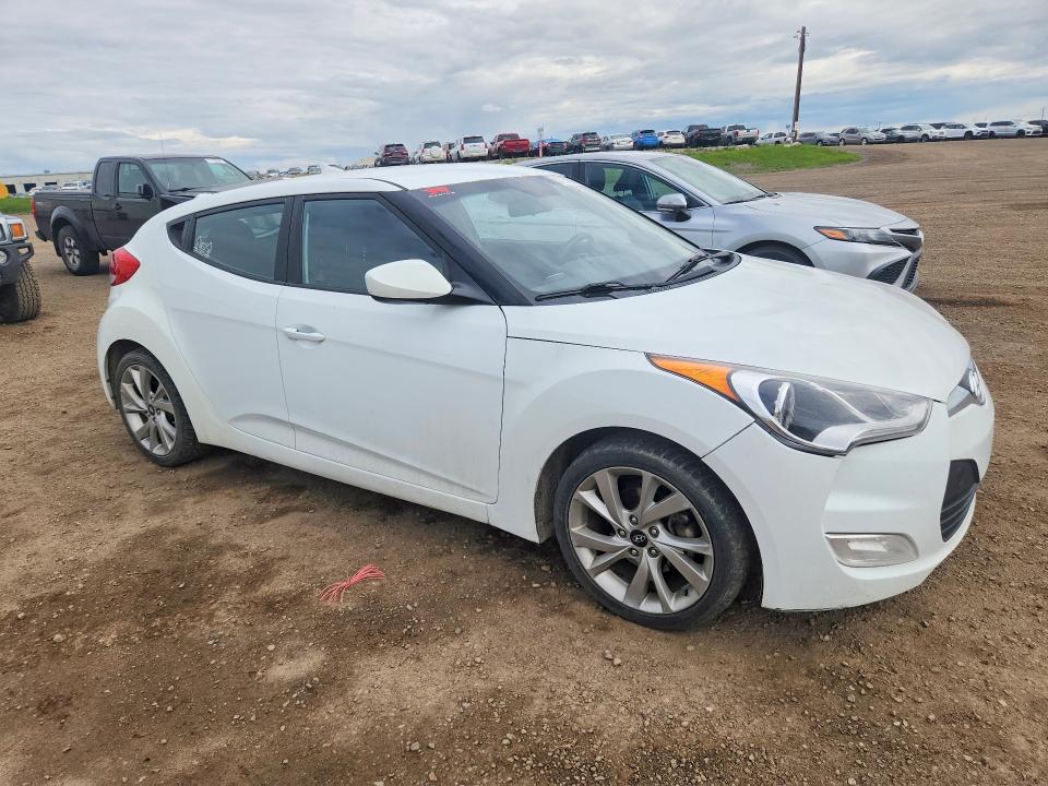 2016 Hyundai Veloster VIN KMHTC6AD7GU265456 COPART salvage auction — MECHANICAL, Ab - Bos - Active, sold $975 on 2026-07-14 (photo 4)