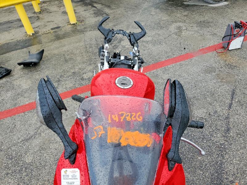 2014 Honda Vfr VIN JH2RC791XEK000514 COPART salvage auction — SIDE, Tx - Salvage Vehicle Title, sold $1,350 on 2026-07-28 (photo 5)
