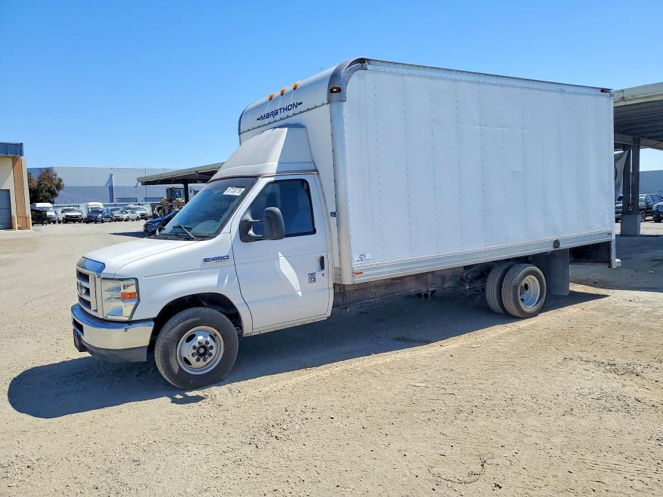 2010 Ford Econoline VIN 1FDWE4FP4ADA01889 COPART salvage auction — MINOR DENT/SCRATCHES, Ca - Dis/Dlr/Exp Only Clean Title, sold $2,300 on 2026-07-30 (photo 1)