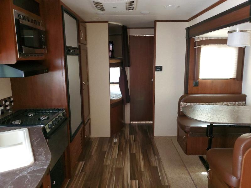 2017 Jay Trailers VIN 1UJBJ0BP9H1TH0137 COPART salvage auction — HAIL, MN - CERT OF TITLE-SALVAGE, sold $2,000 on 2026-07-23 (photo 6)