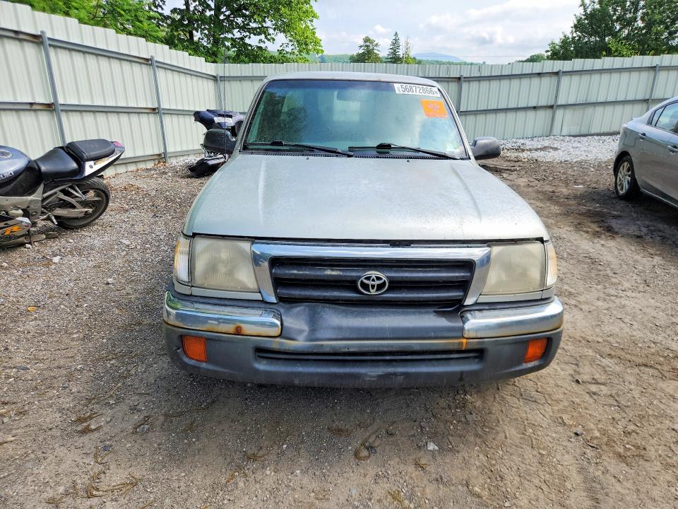 2000 Toyota Tacoma VIN 5TEVL52N8YZ704218 COPART salvage auction — NORMAL WEAR, Vt - Certificate Of Title, sold $600 on 2026-07-27 (photo 6)