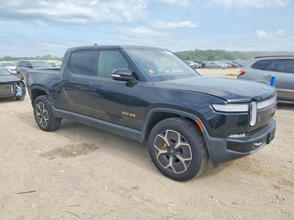 2022 Rivian VIN 7FCTGAALXNN007792 COPART salvage auction — REAR END, Ks - Cert Of Title-Salvage, sold $7,600 on 2026-07-30 (photo 4)