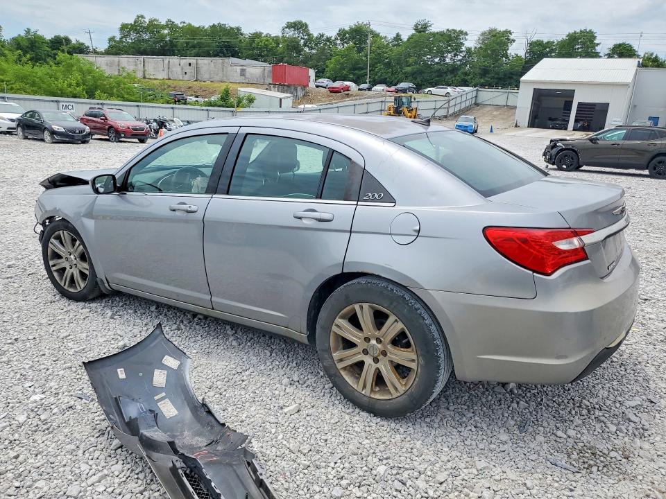 2013 Chrysler 200 VIN 1C3CCBAB1DN705483 COPART salvage auction — FRONT END, Ky - Cert Of Title-Salvage, sold $100 on 2026-07-10 (photo 2)