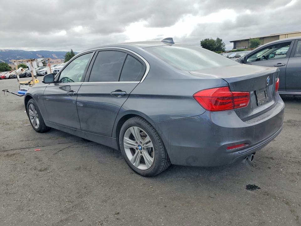 2018 BMW 3er VIN WBA8B9C50JAE22466 COPART salvage auction — MECHANICAL, Ca - Dis/Dlr/Exp App For Dup Clean, sold $3,700 on 2026-07-21 (photo 2)