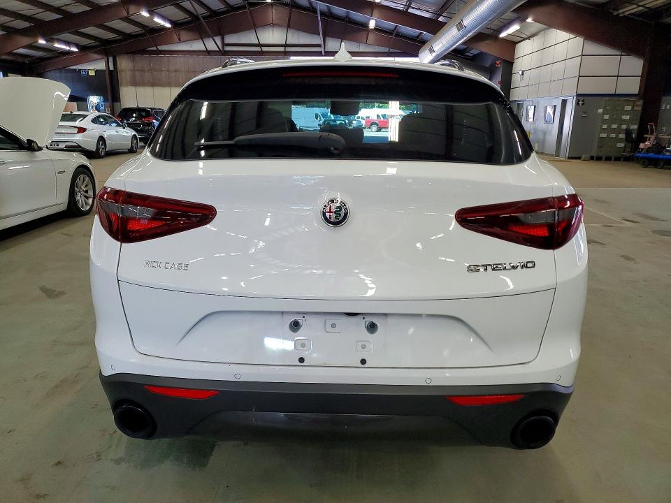 2022 Alfa romeo VIN ZASPAJAN1N7D47094 COPART salvage auction — FRONT END, Fl - Certificate Of Title (P), sold $9,000 on 2026-07-07 (photo 6)