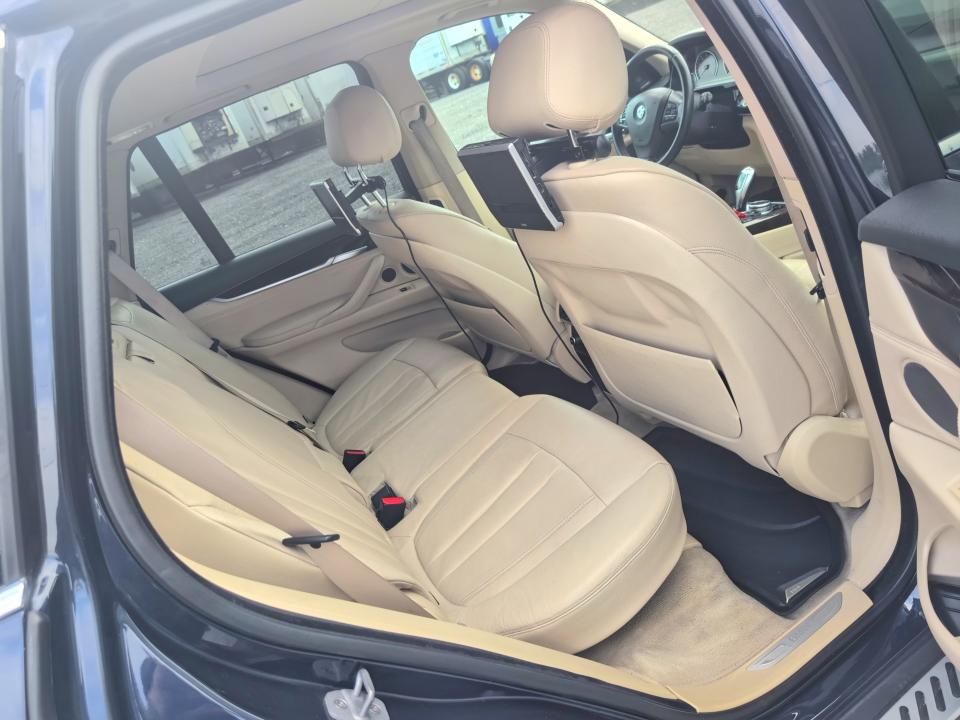 2014 BMW X5 VIN 5UXKS4C5XE0J94155 COPART salvage auction — MINOR DENT/SCRATCHES, IL - CERTIFICATE OF TITLE (P), sold $5,700 on 2026-07-27 (photo 6)
