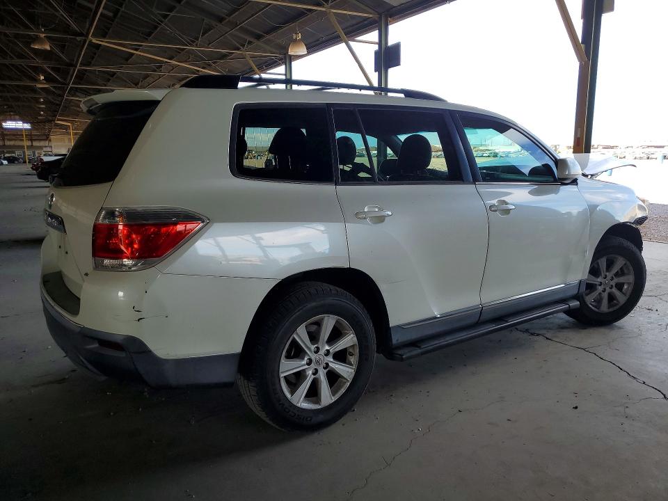 2013 Toyota Highlander VIN 5TDBK3EH9DS242033 COPART salvage auction — FRONT END, Az - Cert Of Title - Salvage, sold $1,500 on 2026-07-20 (photo 3)