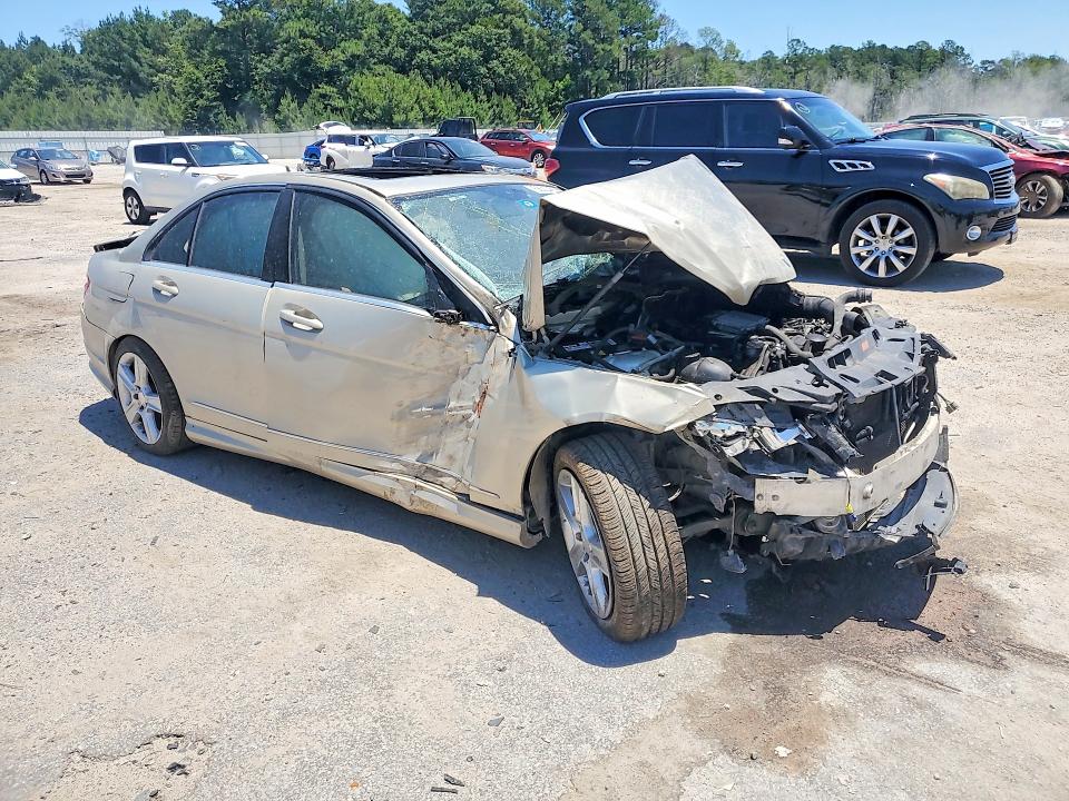 2011 Mercedes-benz C-klasse VIN WDDGF5EB7BR135226 COPART salvage auction — ALL OVER, Sc - Cert Of Title-Salvage, sold $325 on 2026-07-13 (photo 4)