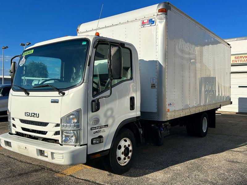 2019 Isuzu Npr VIN JALC4W16XK7010308 COPART salvage auction — MINOR DENT/SCRATCHES, Wi - Certificate Of Title (P), sold $2,250 on 2026-07-02 (photo 2)