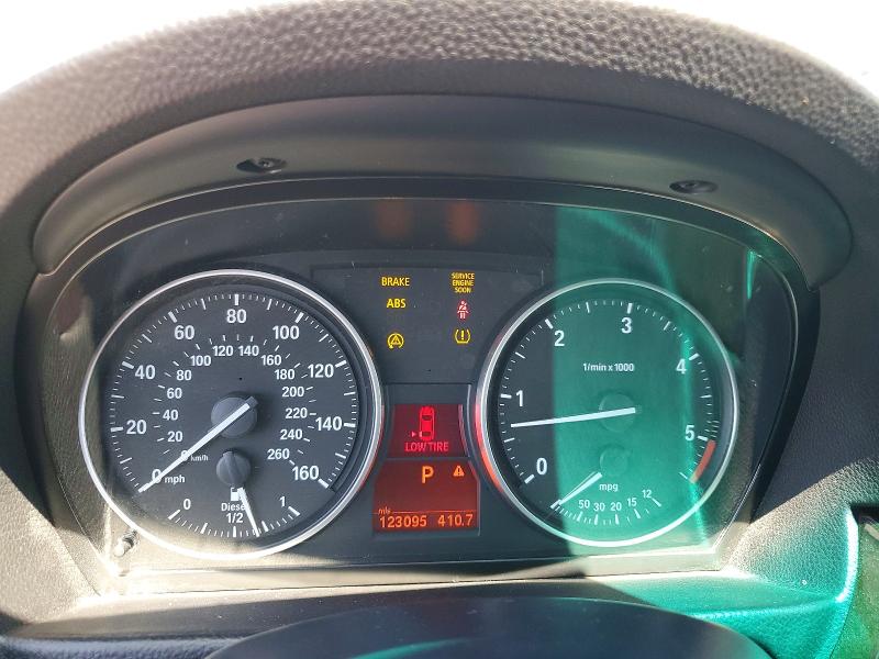 2011 BMW 3er VIN WBAPN7C51BA781847 COPART salvage auction — MINOR DENT/SCRATCHES, Tx - Certificate Of Title (P), sold $4,250 on 2026-07-06 (photo 9)