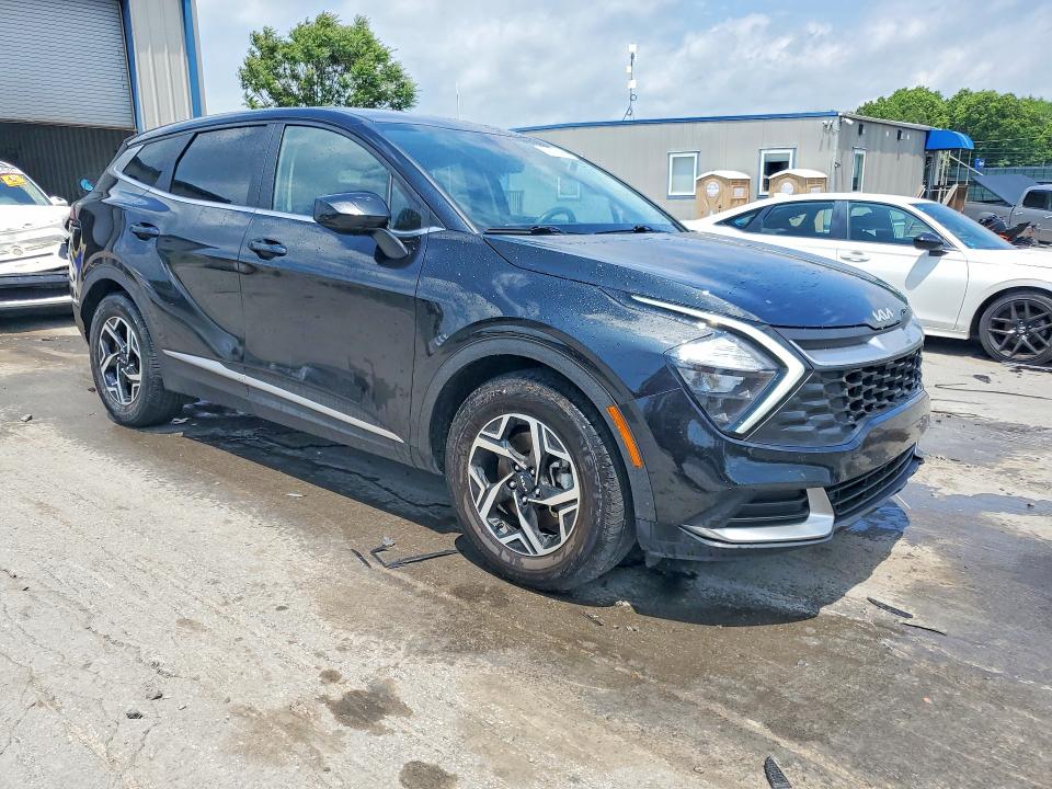 2023 Kia Sportage VIN KNDPU3AF3P7155358 COPART salvage auction — SIDE, Pa - Certificate Of Salvage, sold $7,100 on 2026-07-22 (photo 4)