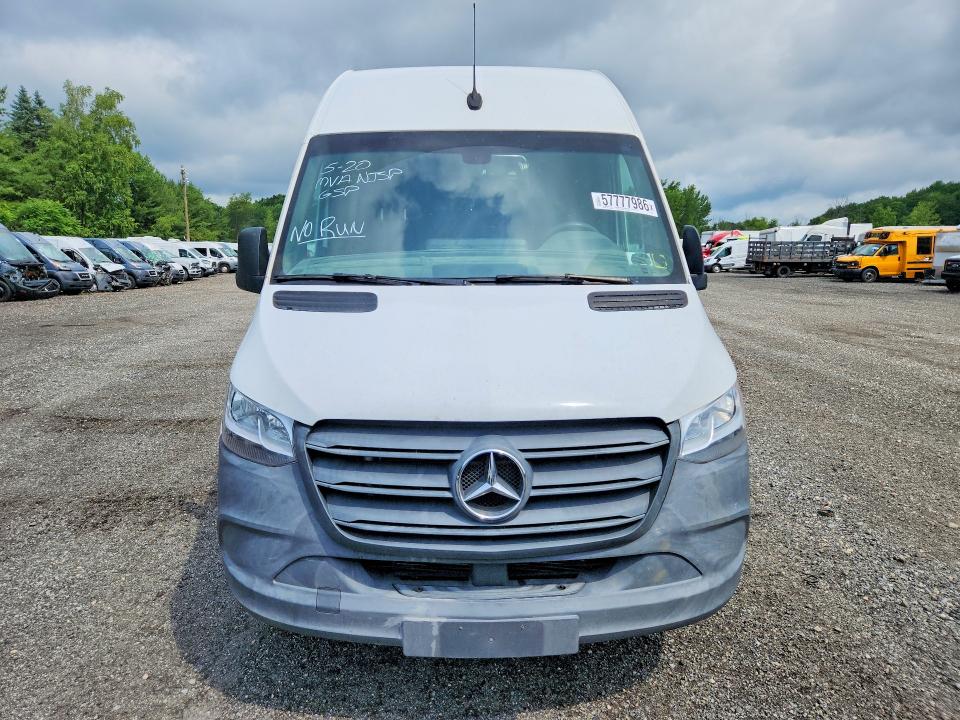 2022 Mercedes-benz Sprinter VIN W1Y4EBHY4NT086696 COPART salvage auction — REAR END, Ny - Mv-907A Salvage Certificate, sold $350 on 2026-07-29 (photo 5)