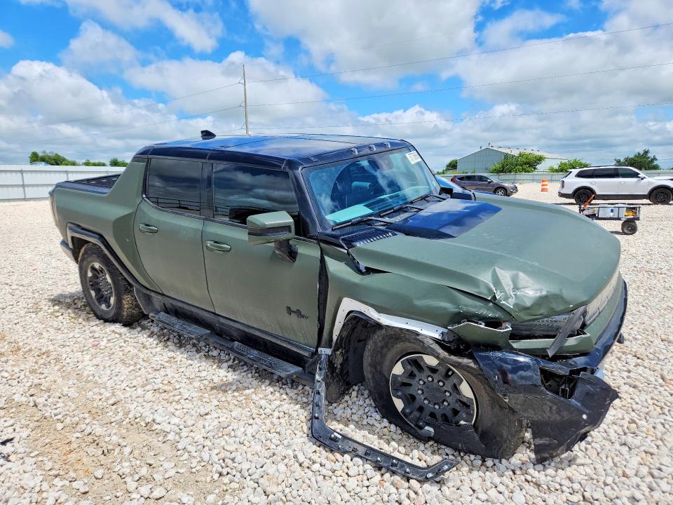 2022 Gmc VIN 1GT40FDA9NU100217 COPART salvage auction — FRONT END, Salvage Title, sold $1,000 on 2026-09-03 (photo 4)