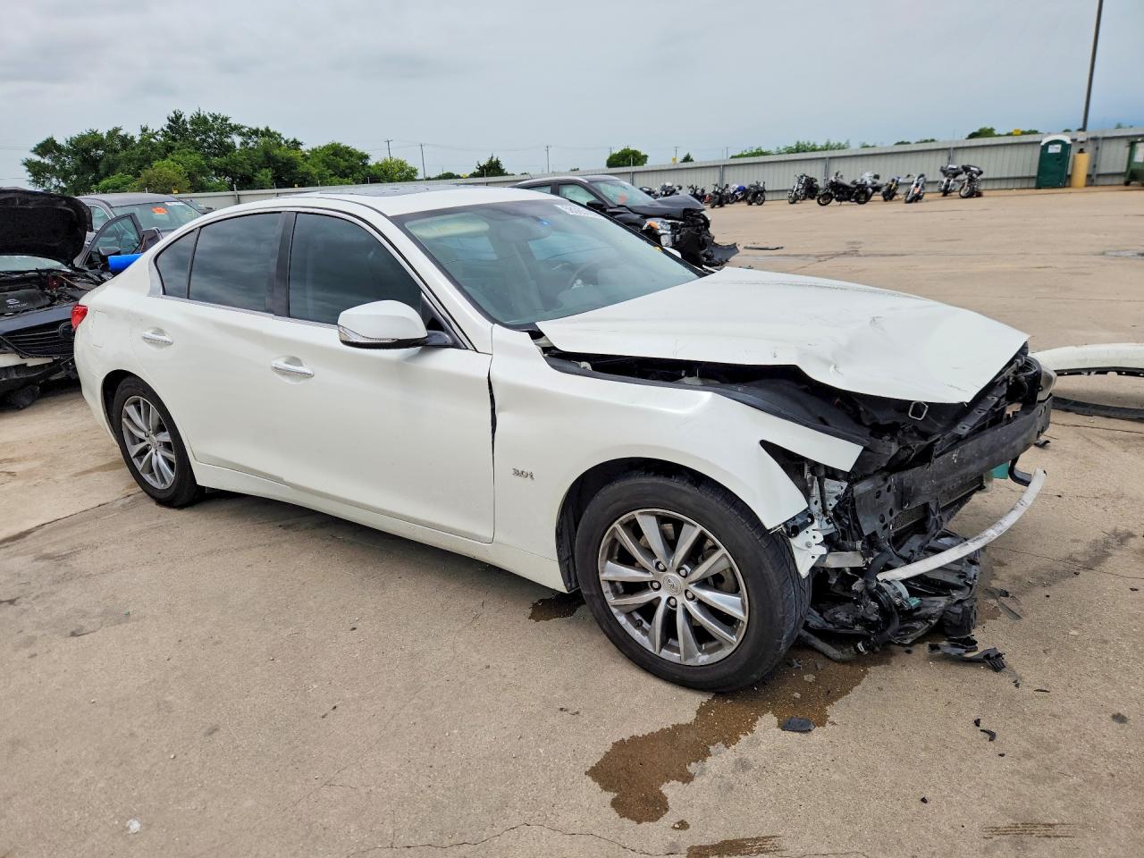 2017 Infiniti Q50 VIN JN1EV7AP2HM739518 COPART salvage auction — Front End, TX - SALVAGE VEHICLE TITLE, sold $1,000 on 2026-07-09 (photo 4)
