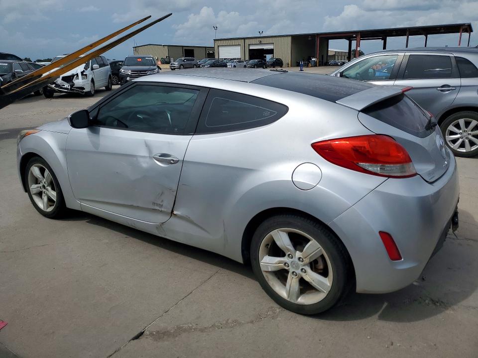 2013 Hyundai VIN KMHTC6AD0DU117838 COPART salvage auction — SIDE, Tx - Bonded Title - Clean, sold $625 on 2026-07-06 (photo 2)