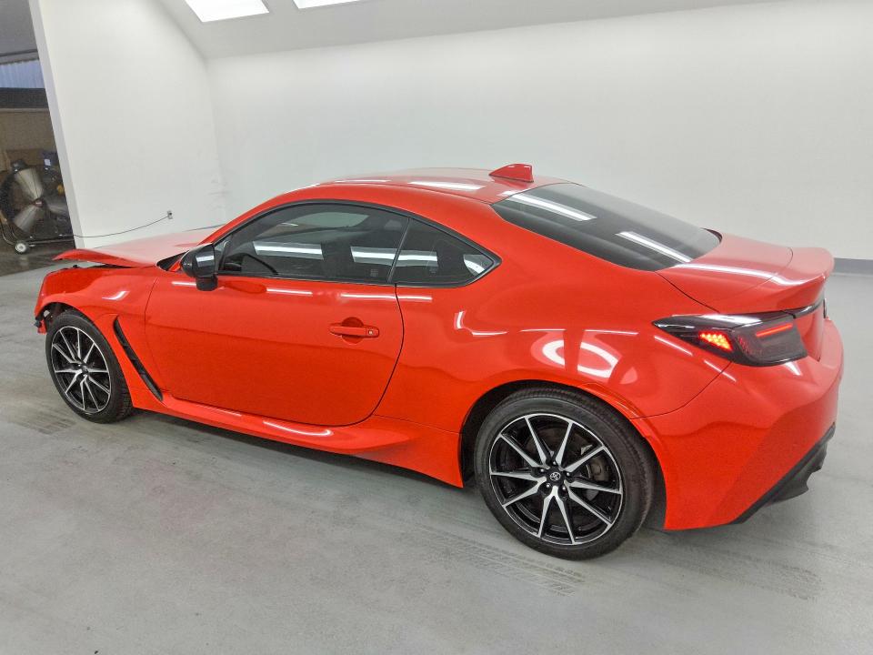 2024 Toyota Gr 86 VIN JF1ZNBB15R8753148 COPART salvage auction — FRONT END, CA - CERTIFICATE OF TITLE, sold $13,000 on 2026-07-28 (photo 2)