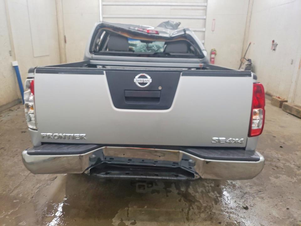 2005 Nissan Frontier VIN 1N6AD07W35C437660 COPART salvage auction — ROLLOVER, TN - NON-REPAIRABLE CERTIFICATE, sold $1,000 on 2026-07-09 (photo 6)