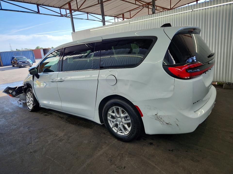 2026 Chrysler Pacifica VIN 2C4RC1BGXTR280941 COPART salvage auction — FRONT END, FL - CERTIFICATE OF DESTRUCTION, sold $7,600 on 2026-08-19 (photo 2)