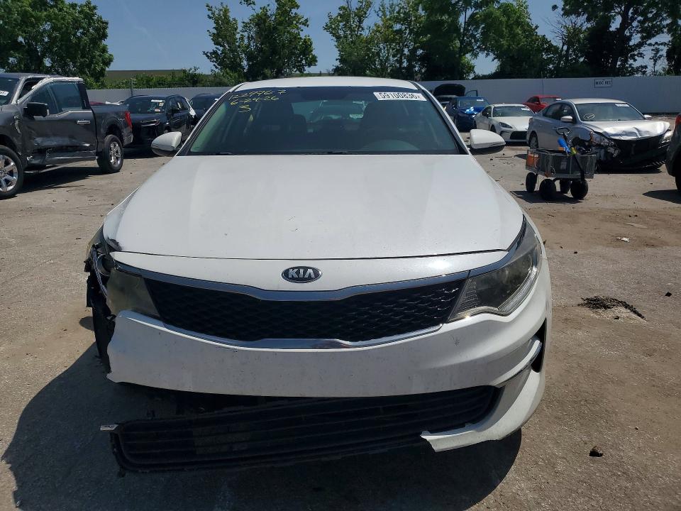 2018 Kia Optima VIN 5XXGT4L3XJG233810 COPART salvage auction — VANDALISM, Mo - Salvage Certificate Of Title, sold $175 on 2026-07-28 (photo 5)