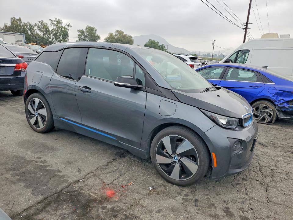 2016 BMW I3 VIN WBY1Z4C51GV507350 COPART salvage auction — UNDERCARRIAGE, Ca - Salvage Certificate, sold $2,950 on 2026-07-06 (photo 4)