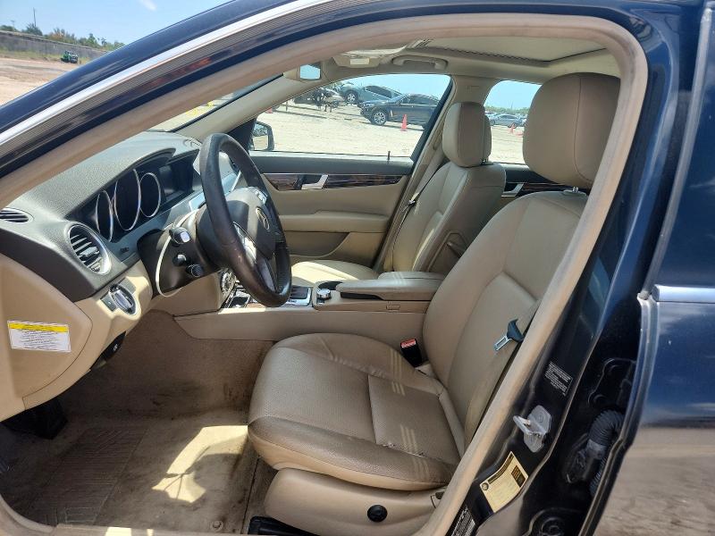 2013 Mercedes-benz VIN WDDGF8AB2DR263285 COPART salvage auction — MINOR DENT/SCRATCHES, Fl - Certificate Of Title, sold $1,450 on 2026-07-14 (photo 7)