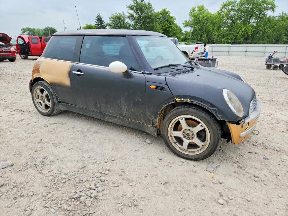 2003 Mini Cooper VIN WMWRC33423TC44296 COPART salvage auction — WATER/FLOOD, OH - CERT OF TITLE-SALVAGE FLOOD, sold $275 on 2026-07-10 (photo 4)