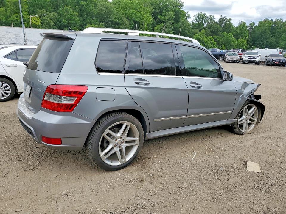 2011 Mercedes-benz Glk-class VIN WDCGG8HBXBF647398 COPART salvage auction — FRONT END, MD - CERT OF SALVAGE > 75% DAMAGE, sold $400 on 2026-07-23 (photo 3)