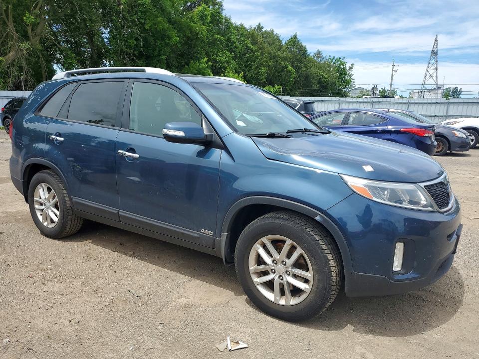 2015 Kia Sorento VIN 5XYKTDA74FG586031 COPART salvage auction — FRONT END, On - Permit No Brand - Unfit, sold $2,200 on 2026-07-02 (photo 4)